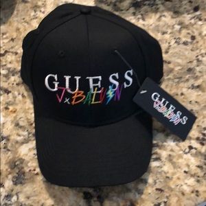 Guess hat